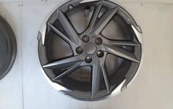 Citroen DS7 Crossback R19 alloy rim 9817501377