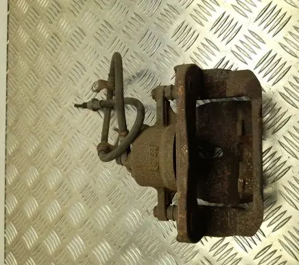 Toyota Prius+ (ZVW40) Front brake caliper 4773042091