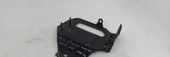 Suzuki Vitara (LY) Engine control unit holder 