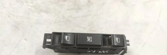BMW 3 E46 Electric window control switch 61318381518