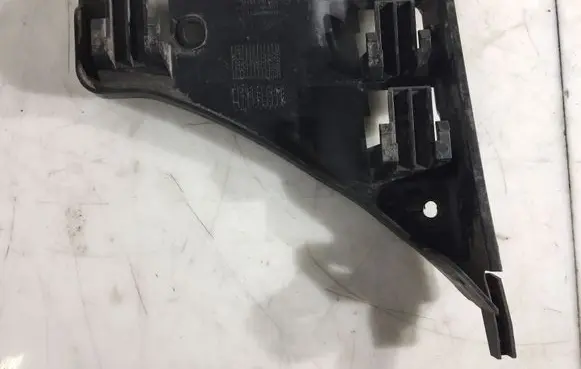 Volkswagen Sharan Front bumper mounting bracket 7M3807183A