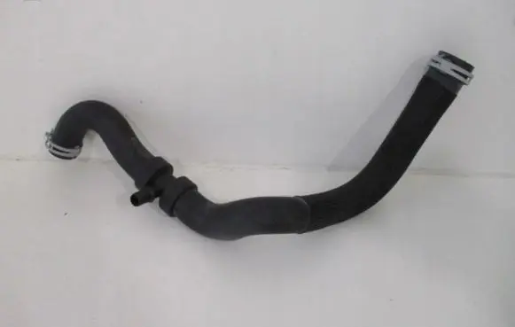 Peugeot 308 Engine coolant pipe/hose 1351HQ