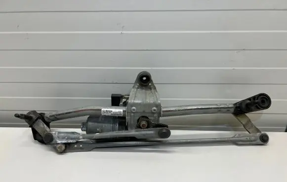 Audi A3 S3 8V Front wiper linkage and motor 8V1955023C 8V1955119c