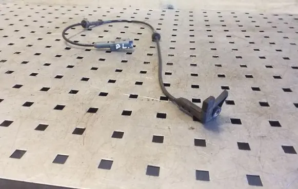 Citroen DS4 ABS brake wheel speed sensor 9665386780