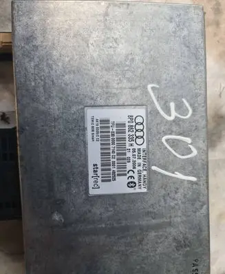 Audi A4 S4 B7 8E 8H Bluetooth control unit module 8P0862335H AK1900051CC2