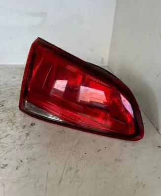 Volkswagen Golf VII Tailgate rear/tail lights 5G0945093M
