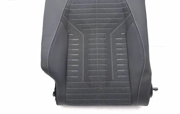 Peugeot 3008 III Rear seat