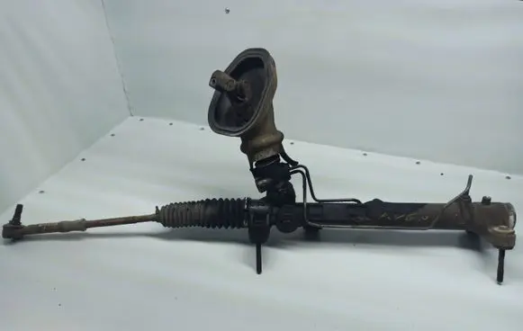 Toyota Avensis T250 Steering rack