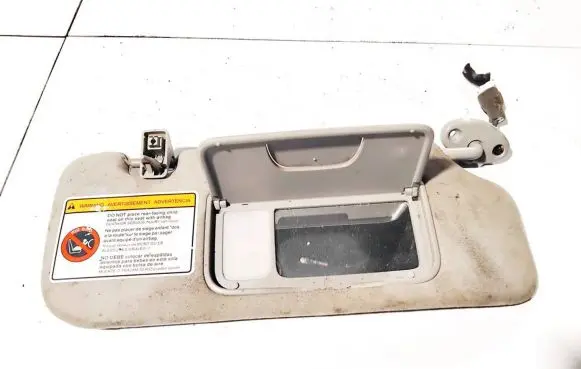 Chevrolet Captiva Sun visor