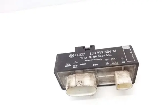 Skoda Fabia Mk1 (6Y) Coolant fan relay 1J0919506M
