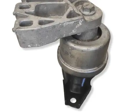 Volkswagen Transporter - Caravelle T5 Engine mounting bracket 7E0199207 TWOJEAUTO882182990 VOLKSWAGENT6