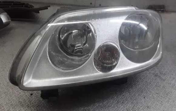 Volkswagen Touran I Headlight/headlamp 2K0941005