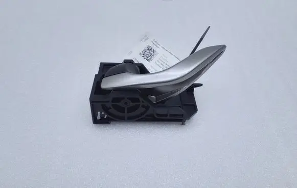 Mazda CX-3 Front door interior handle T8315KD53
