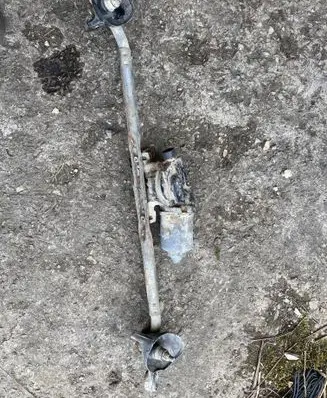 Toyota Hilux (AN10, AN20, AN30) Wiper motor 851100K060