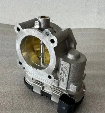 Audi A5 Throttle body valve 06M133062P