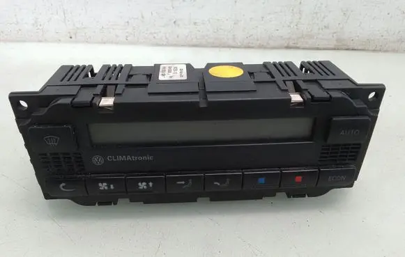 Volkswagen PASSAT B5.5 Climate control unit 3B1907044H