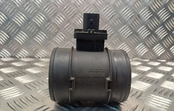 Opel Astra J Mass air flow meter 55561912 0281002940