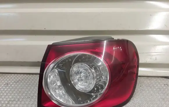 Volkswagen Golf Plus Rear/tail lights 5M0945096M