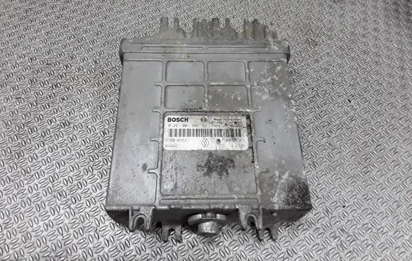 Renault Scenic I Engine control unit/module 0281001809 7700109621