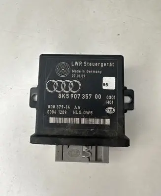 Audi A5 8T 8F Light module LCM 8K5907357 00837914 00041209