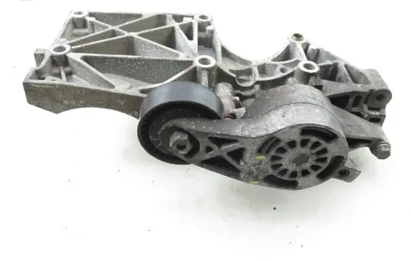 Skoda Octavia Mk2 (1Z) Generator/alternator bracket 03G903315D 038903143AF