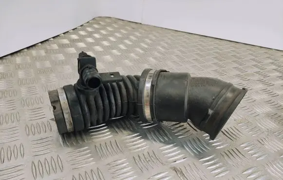 Opel Zafira C Air intake duct part 1039888S01 315875880 13254634