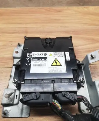 Mazda 5 Engine control unit/module RF7P18881N 2758006680