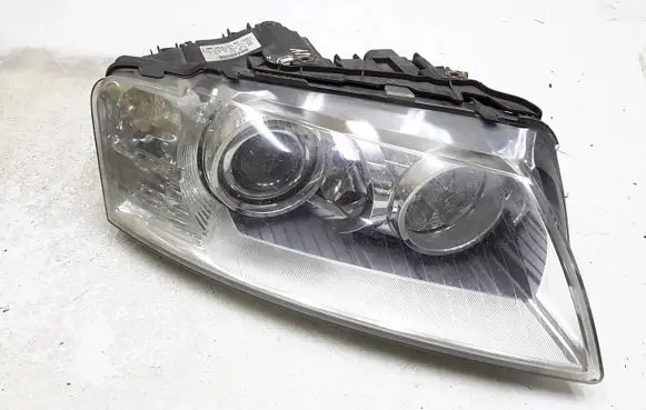 Audi A8 S8 D3 4E Headlight/headlamp 4e0941004bf
