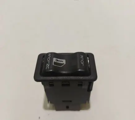 Nissan Primera Seat control switch 27117 2711Z