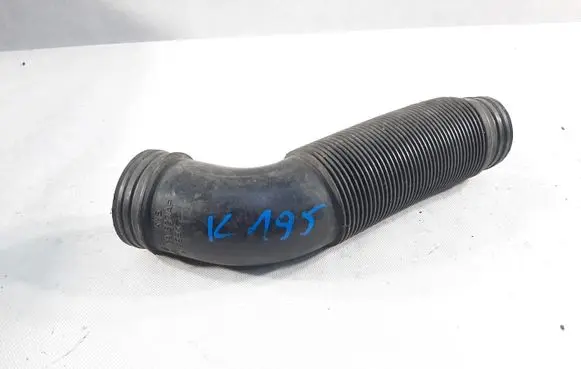 Volkswagen Golf III Air intake hose/pipe 1H0129627AP