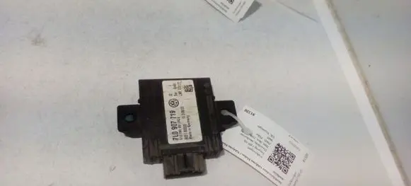 Volkswagen Touareg I Immobilizer control unit/module 7L0907719 510190351FGU