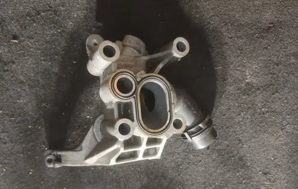 Audi Q7 4M Power steering pump mounting bracket 059145169bm