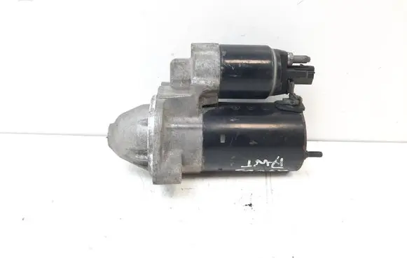 Volkswagen PASSAT B5.5 Starter motor 06B911023A 0001107427