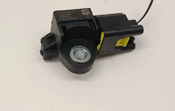 Nissan Qashqai J12 Airbag deployment crash/impact sensor 988307904R