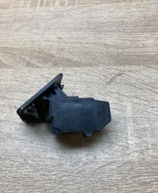Audi A6 S6 C4 4A Boot/trunk interior light 4A0959905