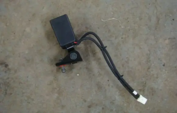 KIA Ceed Rear seatbelt buckle
