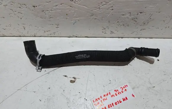 Engine coolant pipe/hose
