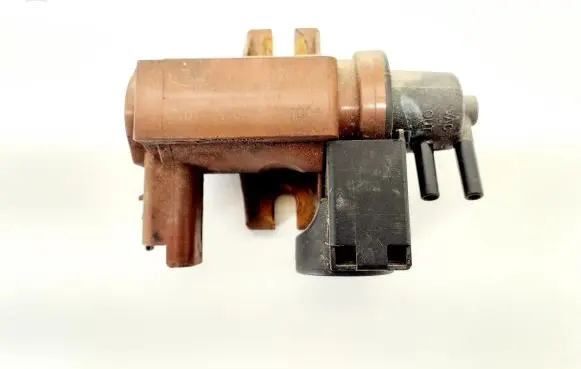 Ford Kuga II Turbo solenoid valve 6G9Q9E882CA 70177100