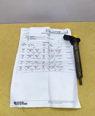 Mercedes-Benz ML W164 Fuel injector A6420700587 0445115 060629