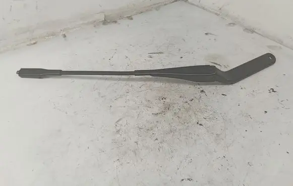 BMW X1 E84 Front wiper blade arm 2990146
