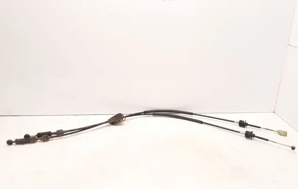 Volvo S40, V40 Gear shift cable linkage