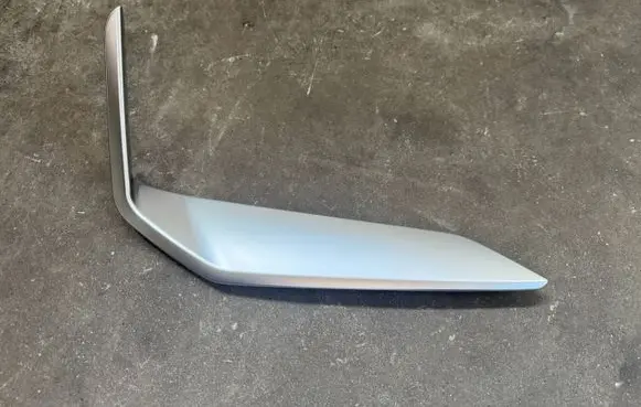 BMW X1 U11 Front bumper splitter molding 5A2C848