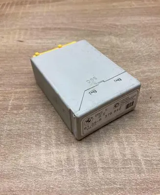 BMW 3 E36 Immobilizer control unit/module 8375840 608377