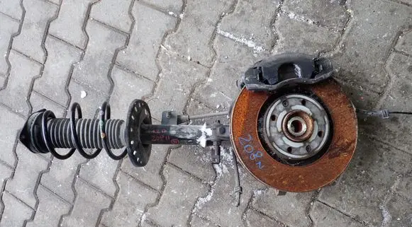 Peugeot 208 II Front wheel hub 