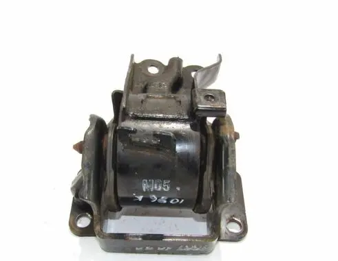 Hyundai Tucson JM Engine mounting bracket