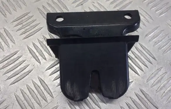 Audi A3 S3 8L Tailgate exterior lock 8L0827505J