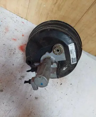 Audi A8 S8 D2 4D Brake booster 4D0612105A 941F