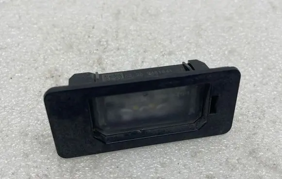 BMW i4 Number plate light 9481841 24164140205