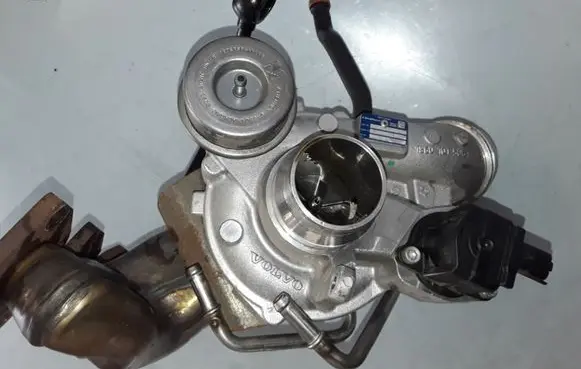 Volvo XC90 Turbo 31459815