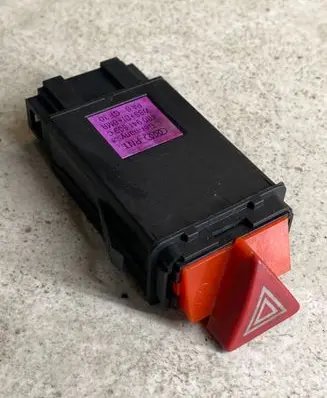 Audi A6 S6 C5 4B Hazard light switch 4B0941509C